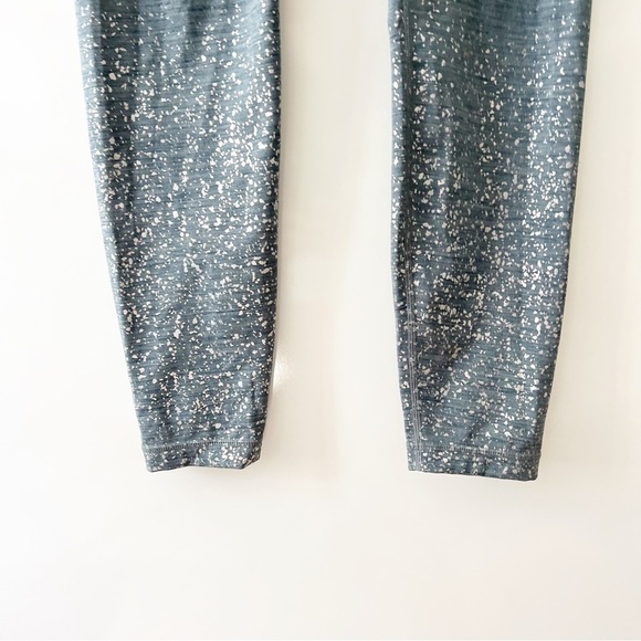 Sweaty Betty All Day Foil 7/8 Leggings In Blue Terrazzo Placement - Picture 6 of 12
